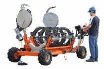 Ritmo, gabbia, inserimento, accoppiamento, traslazione, serie, ALL TERRAIN, elettrofusione, pressione, tubo, generatori, corrente, fusione, polifusione, manicotti, incollaggio, serraggio, tubi, tubazioni, condotte, gravità, carrellati, portatili, elettriche